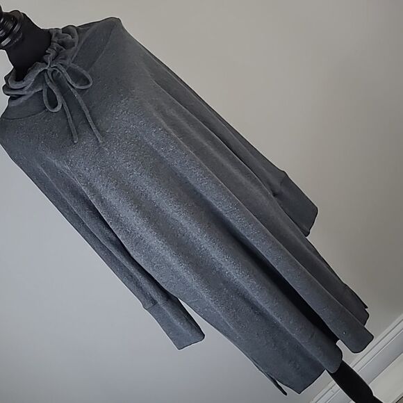 Mododoc sz M gray pullover sweater - Picture 1 of 10